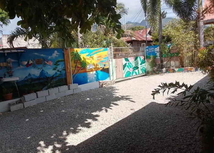 Cronin Bed & Breakfast Oslob